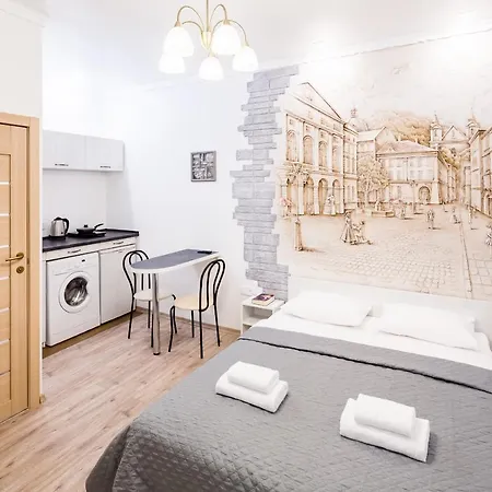Beautiful Apartments In The Center Lviv Exterior photo